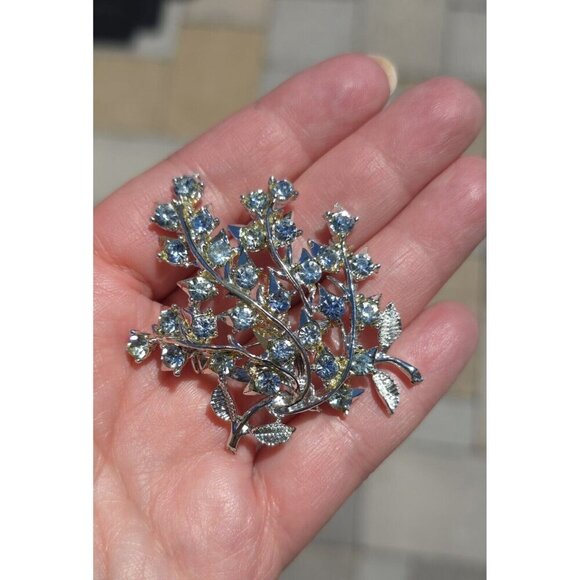Coro Jewelry - Vintage Signed Coro blue stone flower brooch
